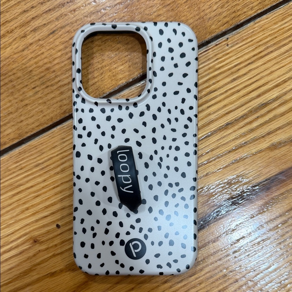 Loopy Case Cream and Black Speckled Phone Case
